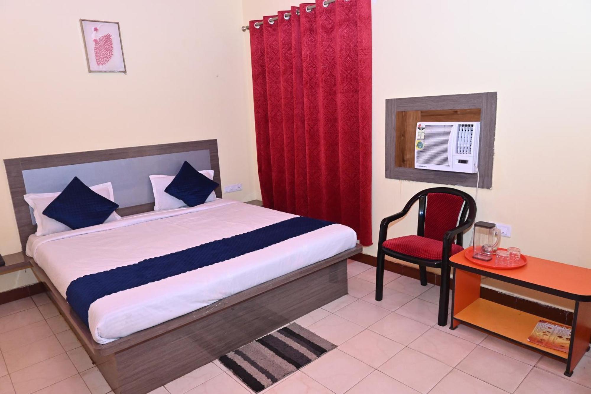 Hotel The Finch Purî Extérieur photo