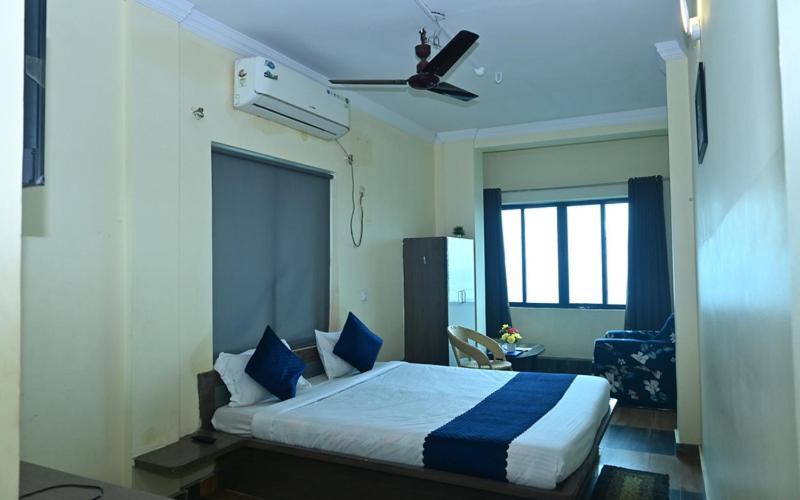 Hotel The Finch Purî Extérieur photo
